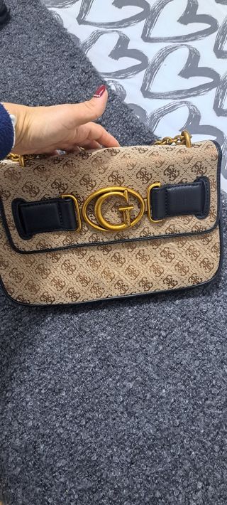 Bolso guess