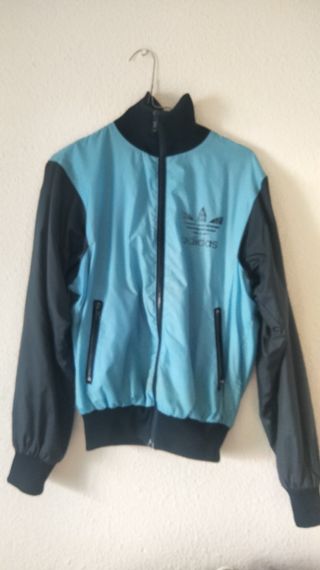 Sudadera Adidas vintage tipo chaqueta 