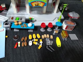 Playmobil 6220 + 6441 fast food