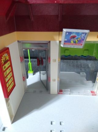 Playmobil 6220 + 6441 fast food