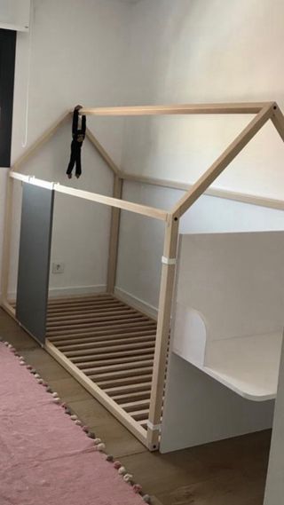 Cama casa Montessori