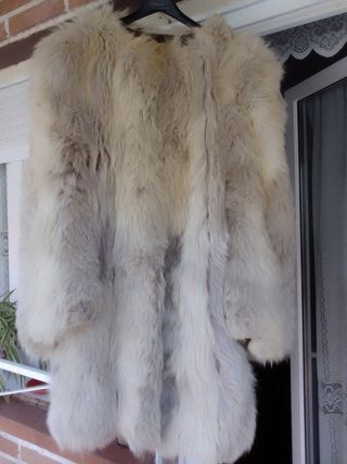 Chaquetón largo o abrigo corto de piel