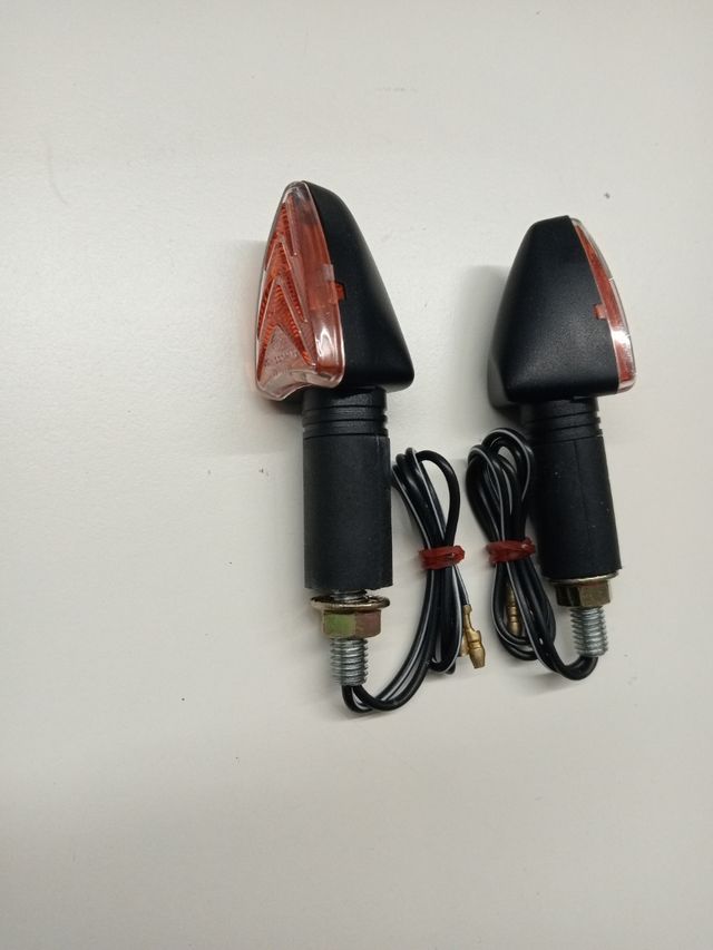 coppia frecce gambo lungo nere omologate  moto