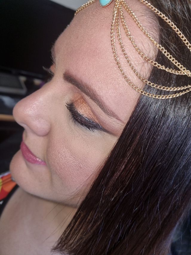 Peluquera y maquilladora Málaga