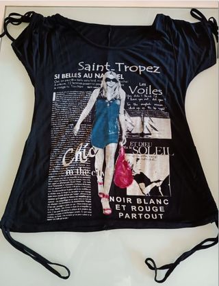 Maglia blusa nera in viscosa con stampa