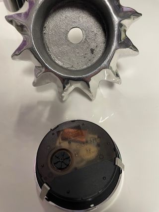 Reloj de metal super bonito un sol