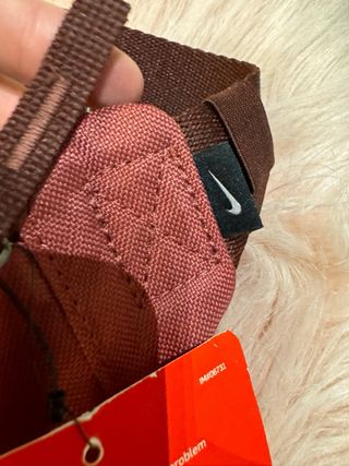 Riñonera nueva nike