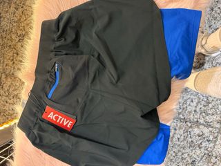 Short deportivo guess
