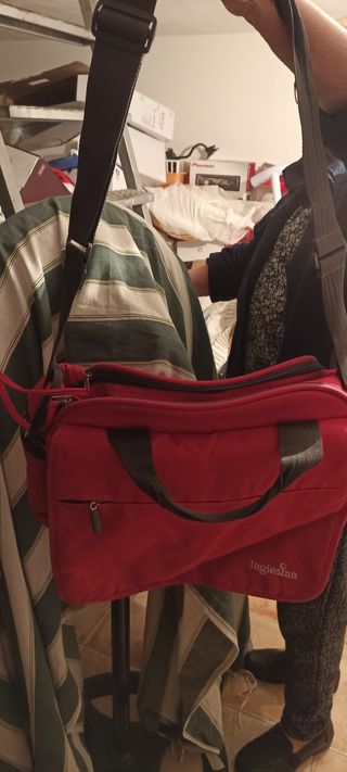 Borsone Inglesina rosso bimbo ottime