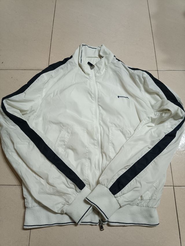 Cortavientos Pirelli 