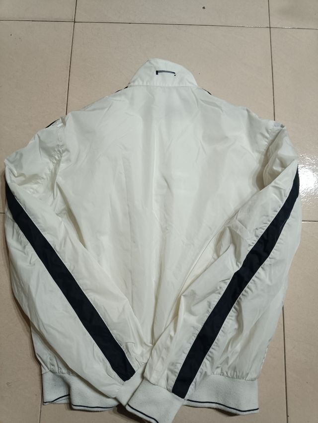 Cortavientos Pirelli 