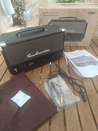 Altavoz estéreo Pure acoustics 100w con batería