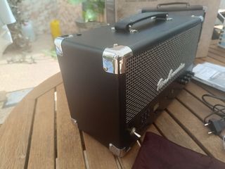 Altavoz estéreo Pure acoustics 100w con batería