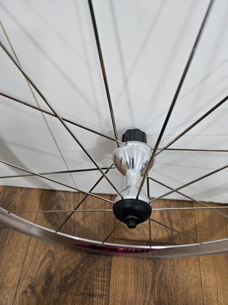 Rueda trasera Campagnolo Vento 16HPW