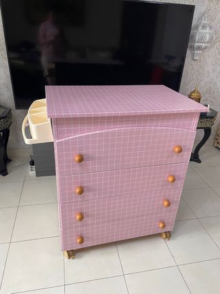 Comoda con bañera, toallero y cambiador