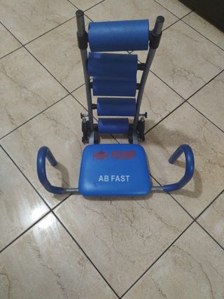 Attrezzo per addominali