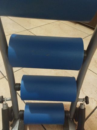 Attrezzo per addominali