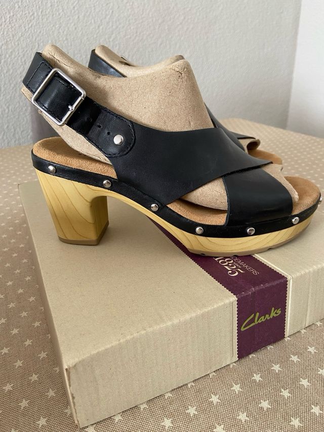 Sandalias Clarks
