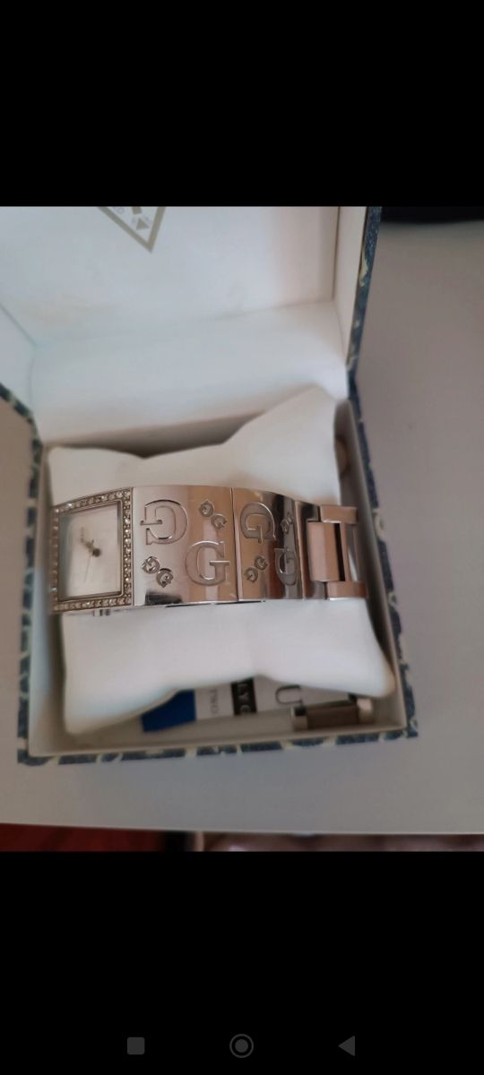 Orologio acciaio Guess semirigido