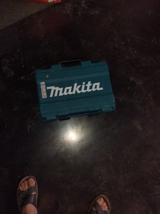 Taladro destornillador makita 
