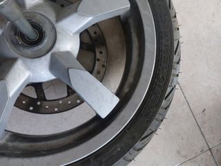 Rueda delantera michelin city crip piaggio x8 