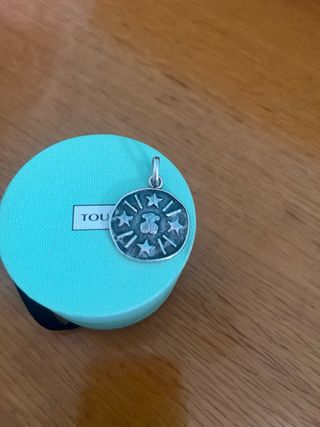 Colgante de Tous en plata envejecida