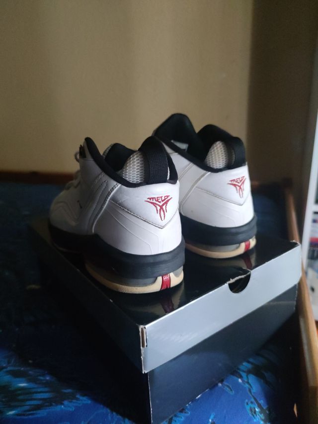Zapatillas baloncesto Jordan Melo 