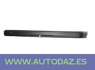 Parachoques trasero PEUGEOT 205-5211800