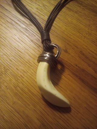 Collar UNO de 50 nuevo