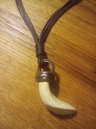 Collar UNO de 50 nuevo