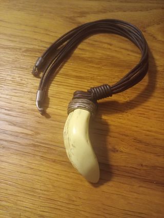 Collar UNO de 50 nuevo