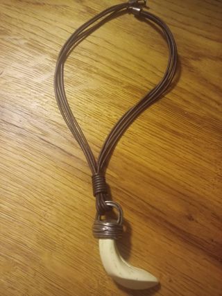 Collar UNO de 50 nuevo