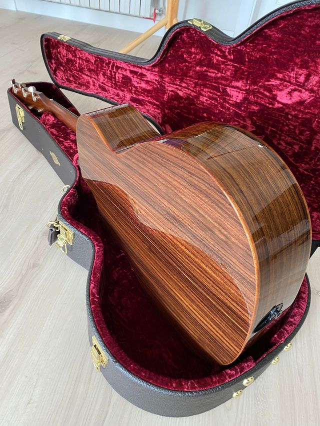 Taylor 714ce