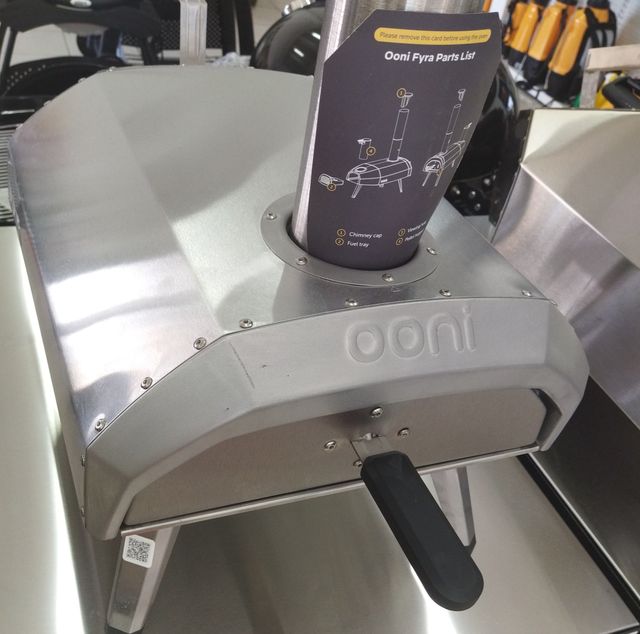 Ooni Karu 12 FORNO PORTATILE A LEGNA O CARBONE V.