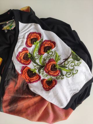 Camiseta desigual talla XL