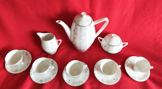 Juego de café antiguo