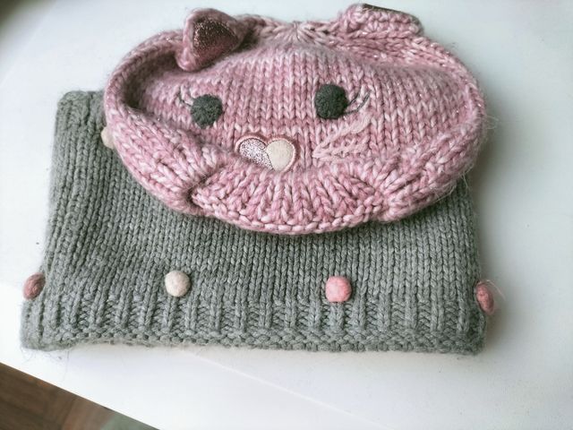 Gorro y bufanda niña