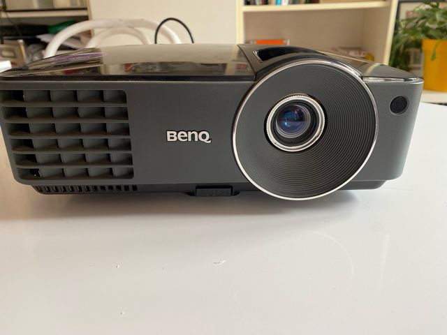Proyector BENQ, genial para ver peliculas