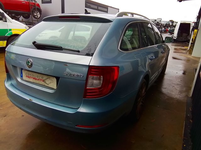 DESPIECE SKODA SUBERB (3T4) 1.8 16V TSI 2012