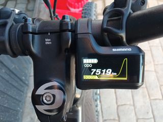 BICICLETA CANNONDALE ELECTRICA 750 W