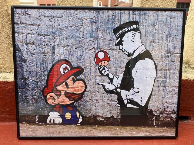 Cuadro con marco y cristal Banksy SuperMario Bross
