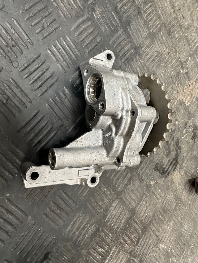 Bomba de aceite 1.8 20vt