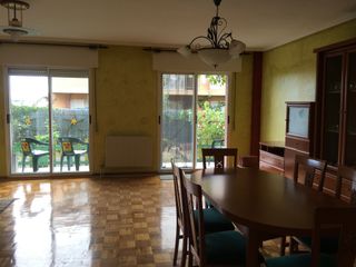 Casa con Jardín en El Limón