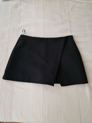 Falda pantalón Zara