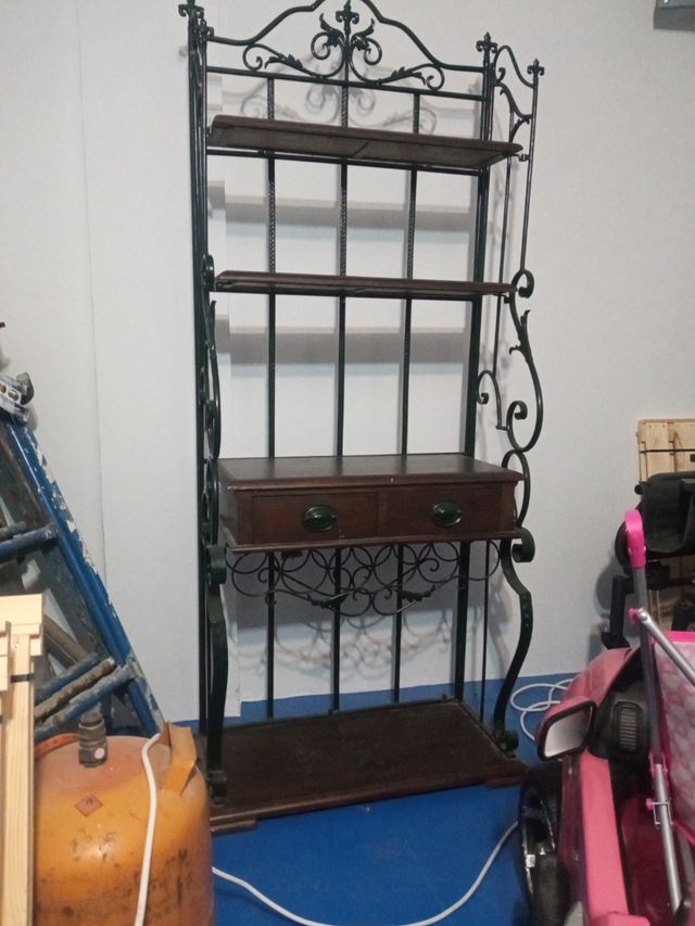 Estantería de forja y madera vintage 