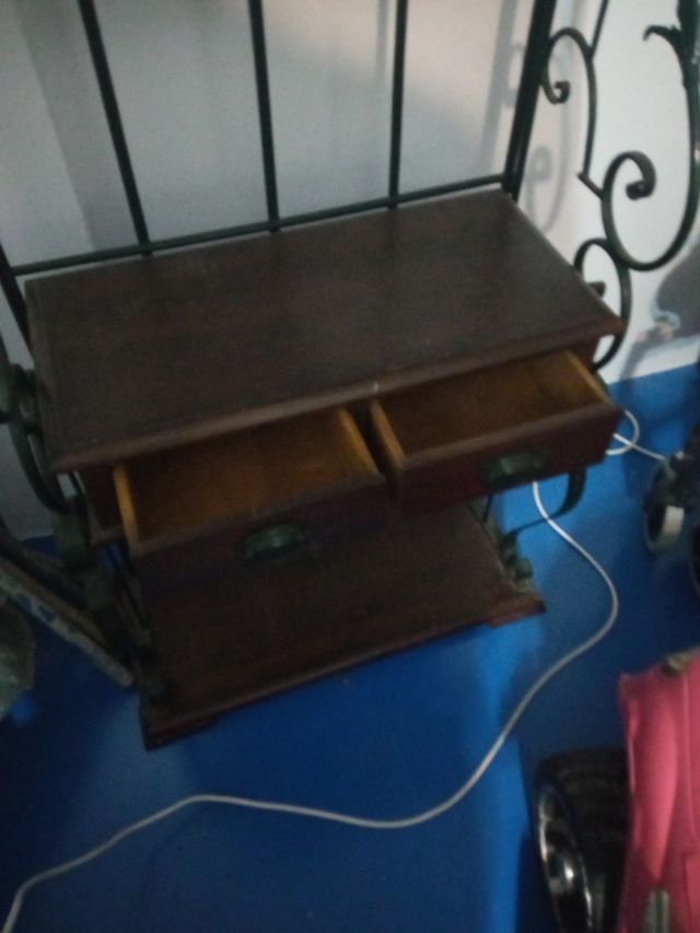 Estantería de forja y madera vintage 