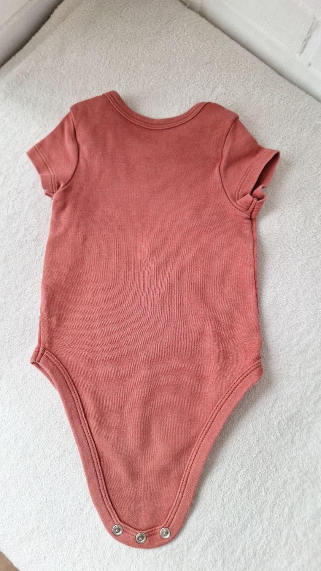 Body con legins cortos 3 meses