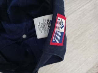 Gorra azul marino Adidas