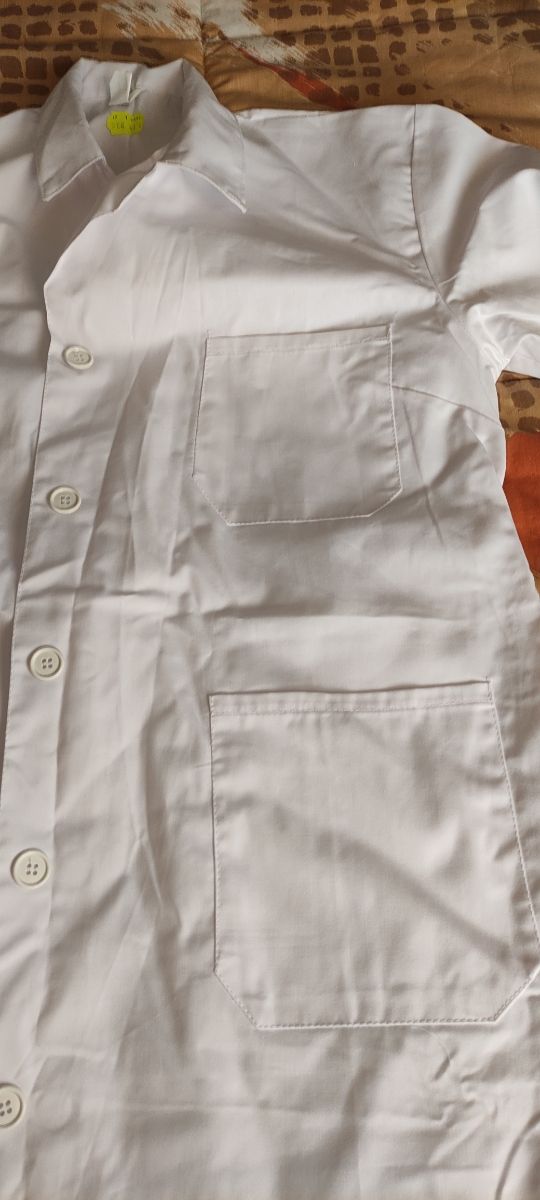 Bata blanca de trabajo para mujer