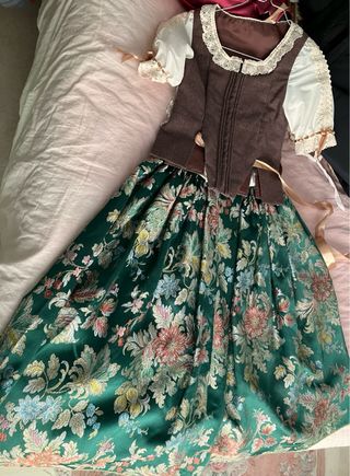Vestido huertana/  fallera 7/8 años 